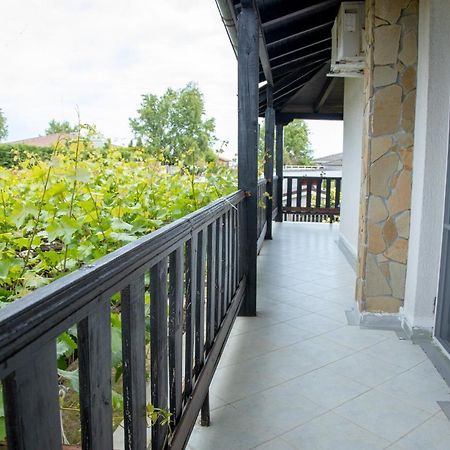 Villa Beni - 4 Bedroom Private House By Flаt Manаger لوزينيتس المظهر الخارجي الصورة